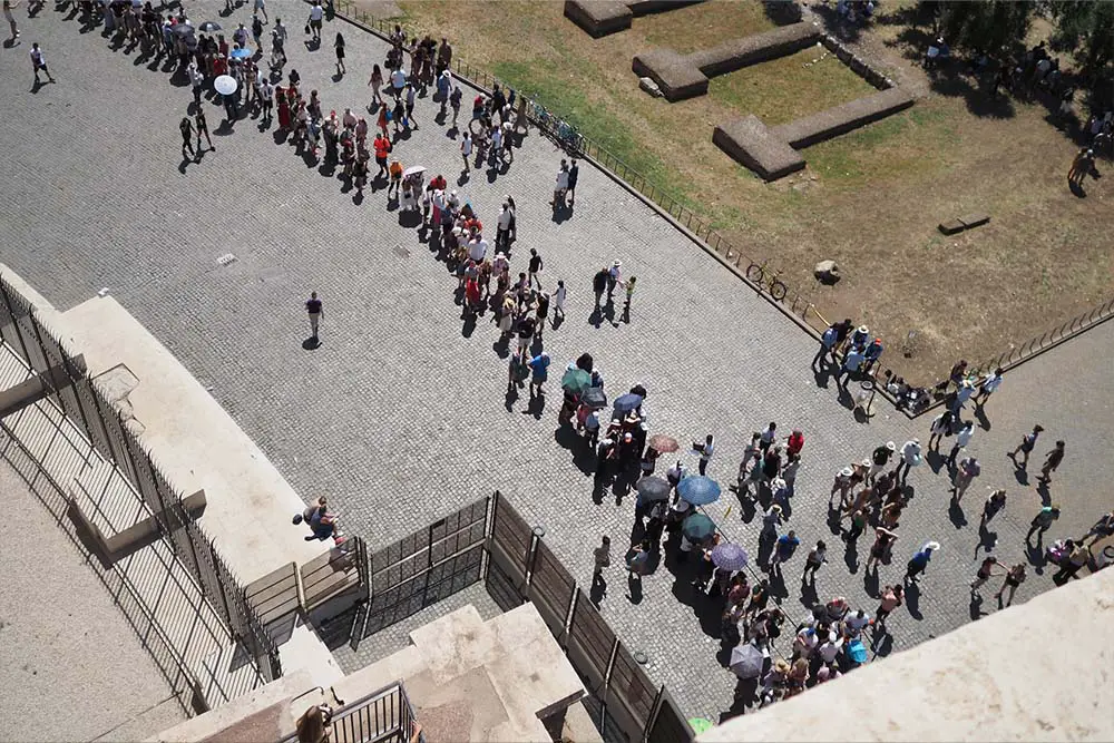 Queue at Colosseum in Rome