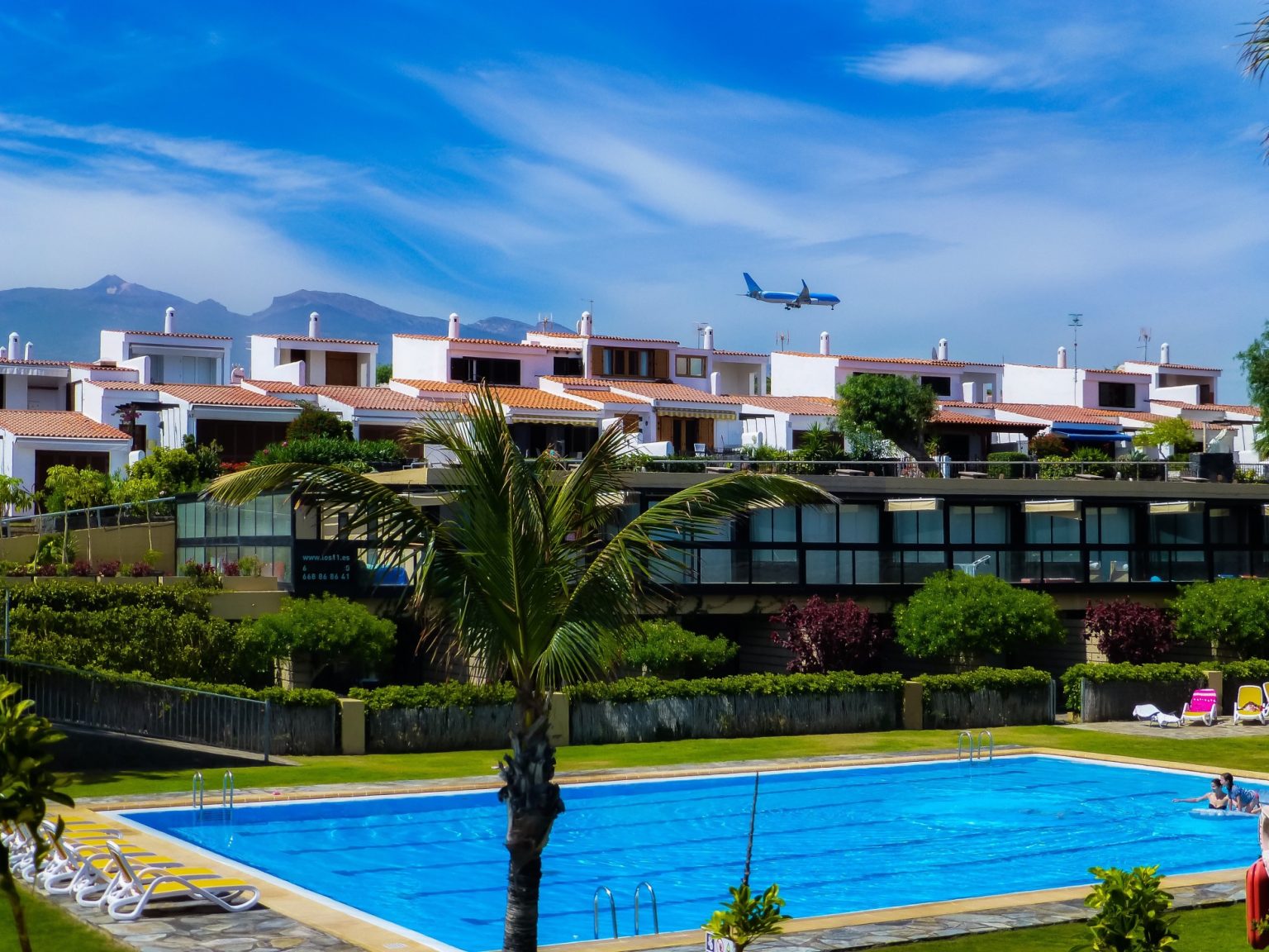 Airports in Tenerife - North and South - City Tips