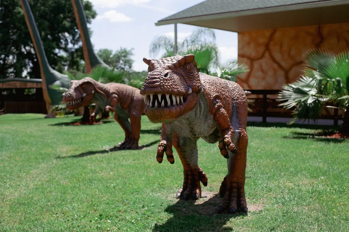 Dinosaurs at Dinosaur World, Florida